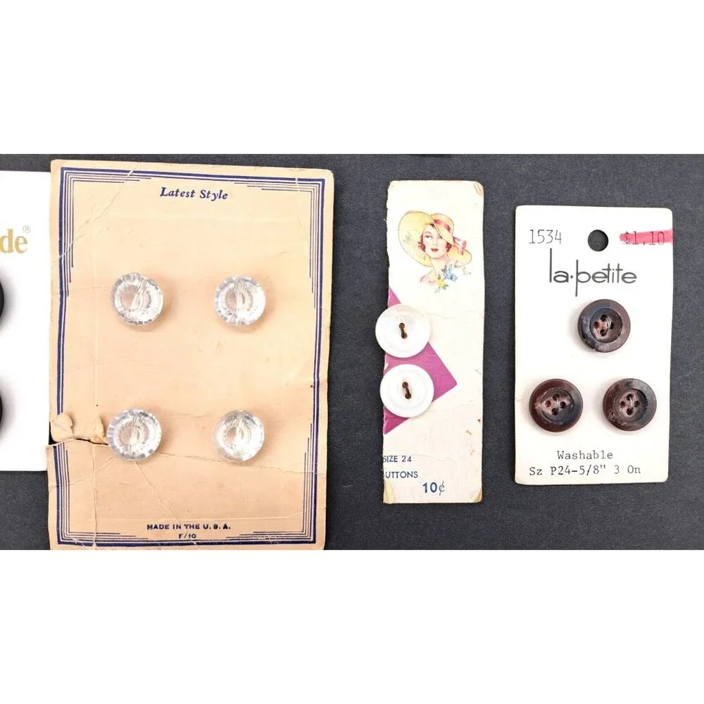 Vintage Buttons On Card Assorted Streamline La Mode LaPetite Lansing Luckyday